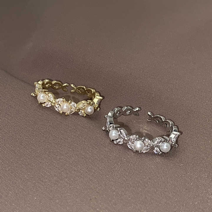 Pearl 18k gold plated ring