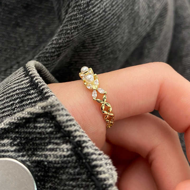 Pearl 18k gold plated ring