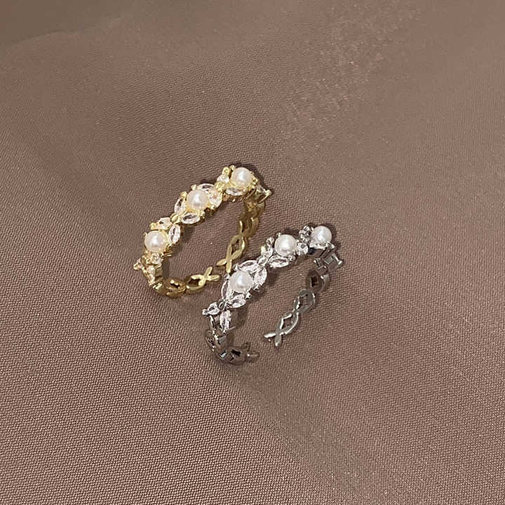 Pearl 18k gold plated ring